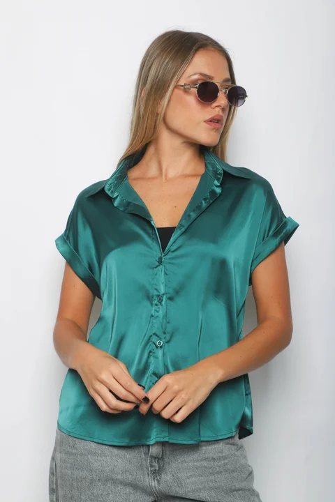 Camisa CANDI Satén Manga Corta GUV52