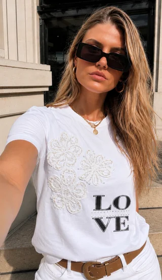  Remera Bordada LOVE CON FLORES GU278762 - Vista 3