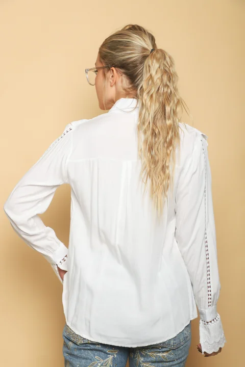 Camisa ABRIL Broderie c/volados GUK242