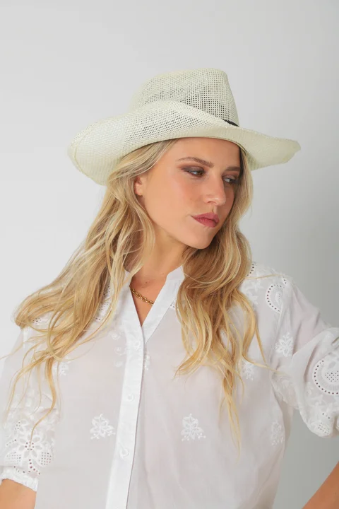 Blusa MAURA Broderie Bordada c/ Puño y Manga 3/4 GU0335