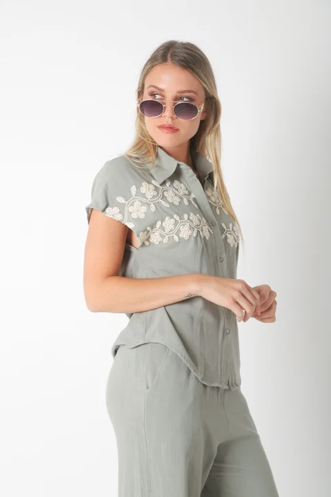 Conjunto GINEVA LINO C/Bordado GUK70152/70153