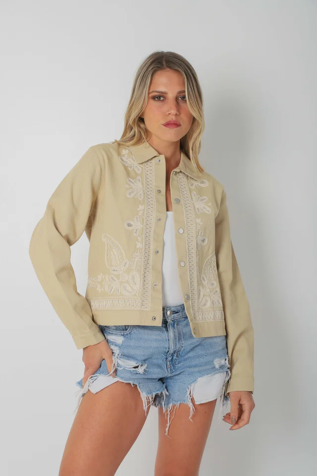 Chaqueta FORTY de Gabardina Bordada GUF6005