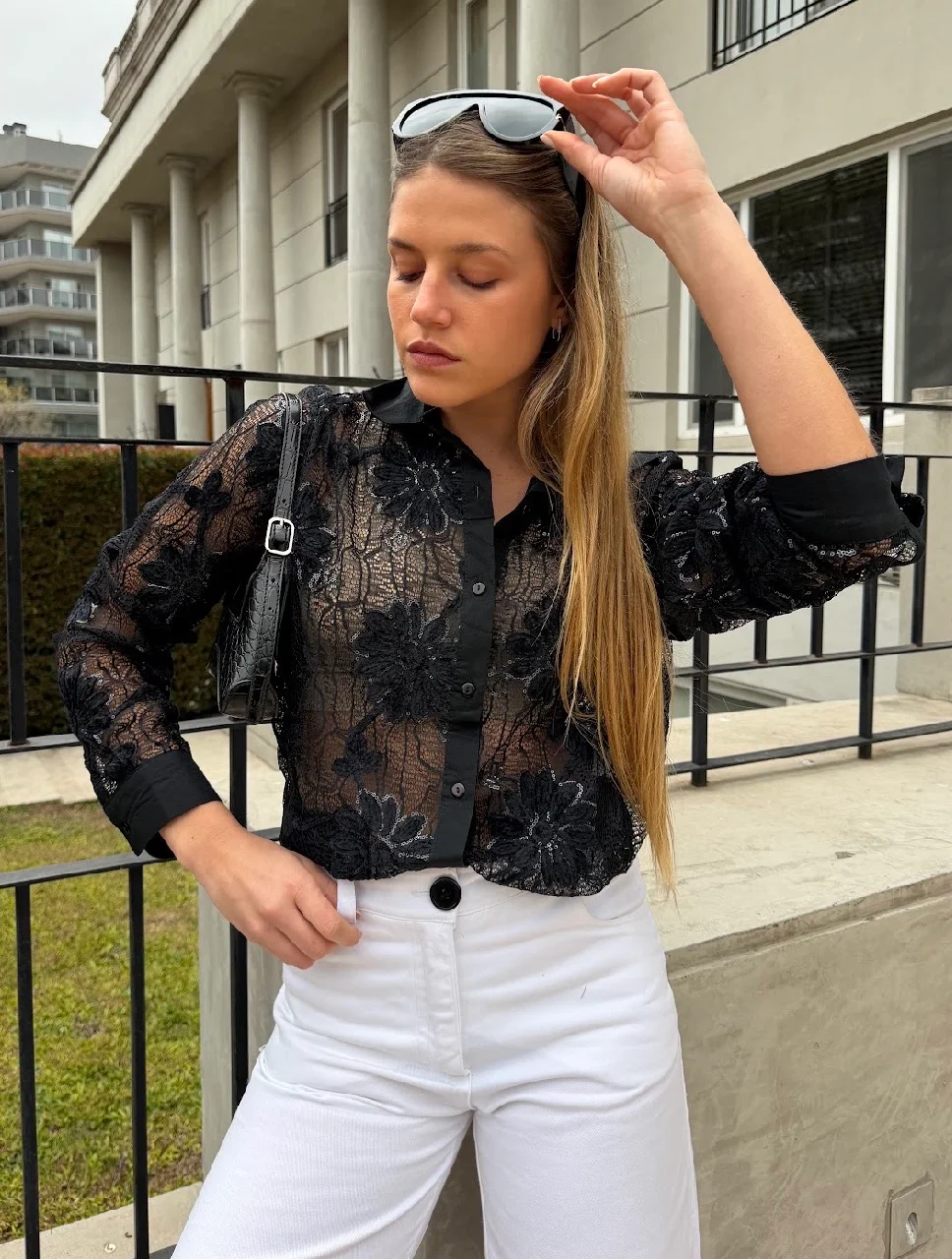 Camisa DARLIN Con Encaje y Bordado GUK70283