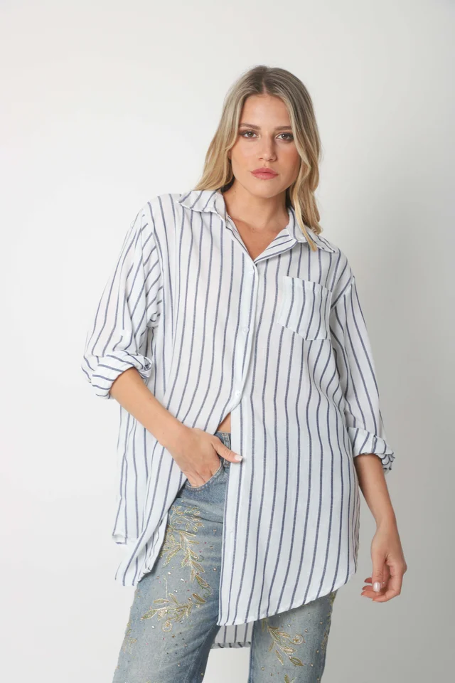 Camisa Emili Lino Larga Rayada con Bolsillo