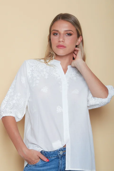 Blusa MAURA Broderie Bordada c/ Puño y Manga 3/4 GU0335