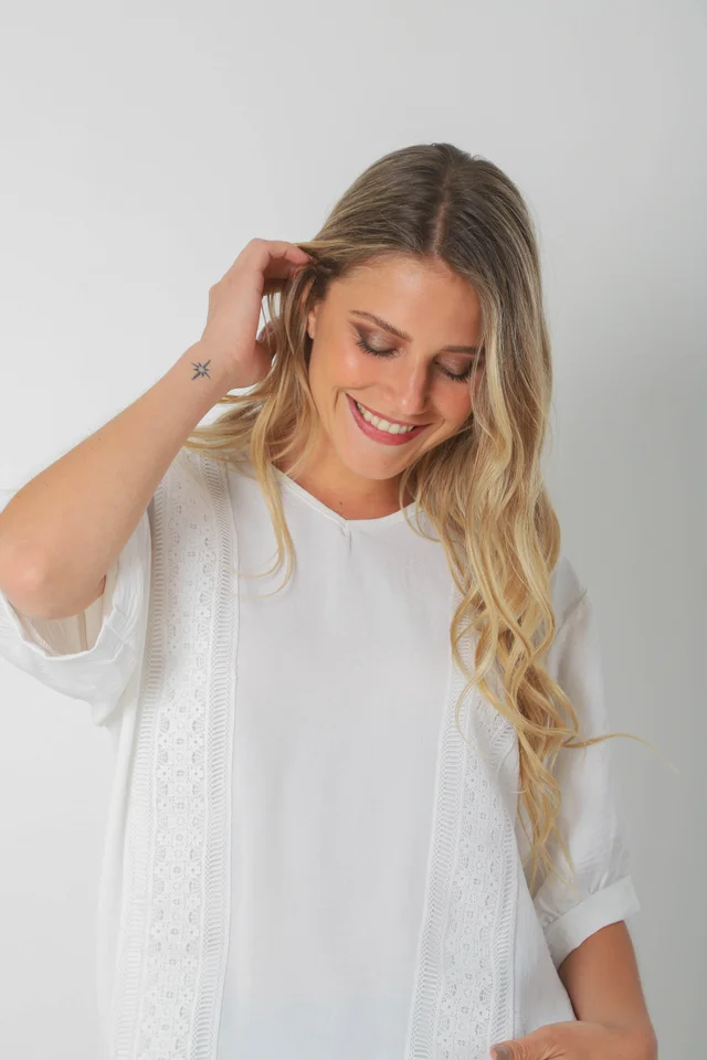 Blusa Amplia VASY Guardas Guipiur GU0330