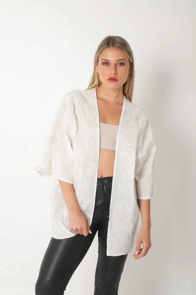 Kimono VAPARAISO de Lino Bordado GU5175