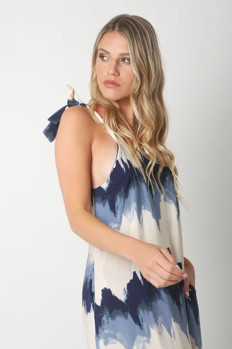 Vestido NISSI BATIK AMPLIO de creppe c/ Tiras y Bolsillos