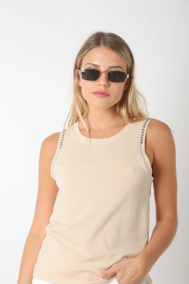 Musculosa DARE Morley Bombe c/ Tachas