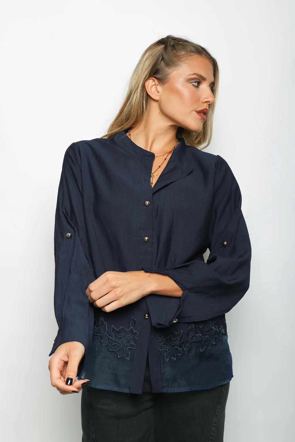 Camisa VINAR Cuello Mao Bordada con Tul GU0336