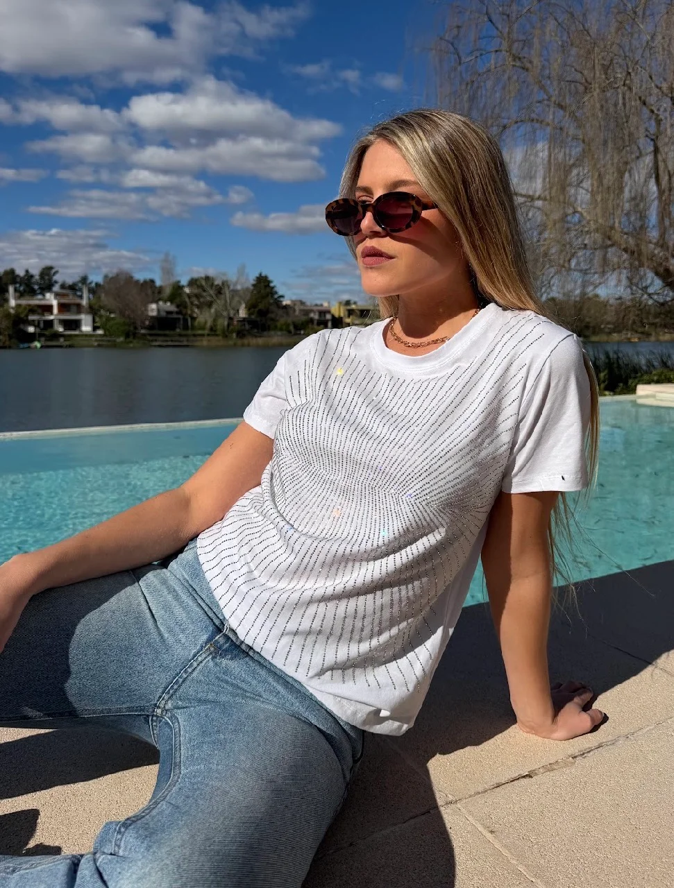 Remera STORM Strass GU9065