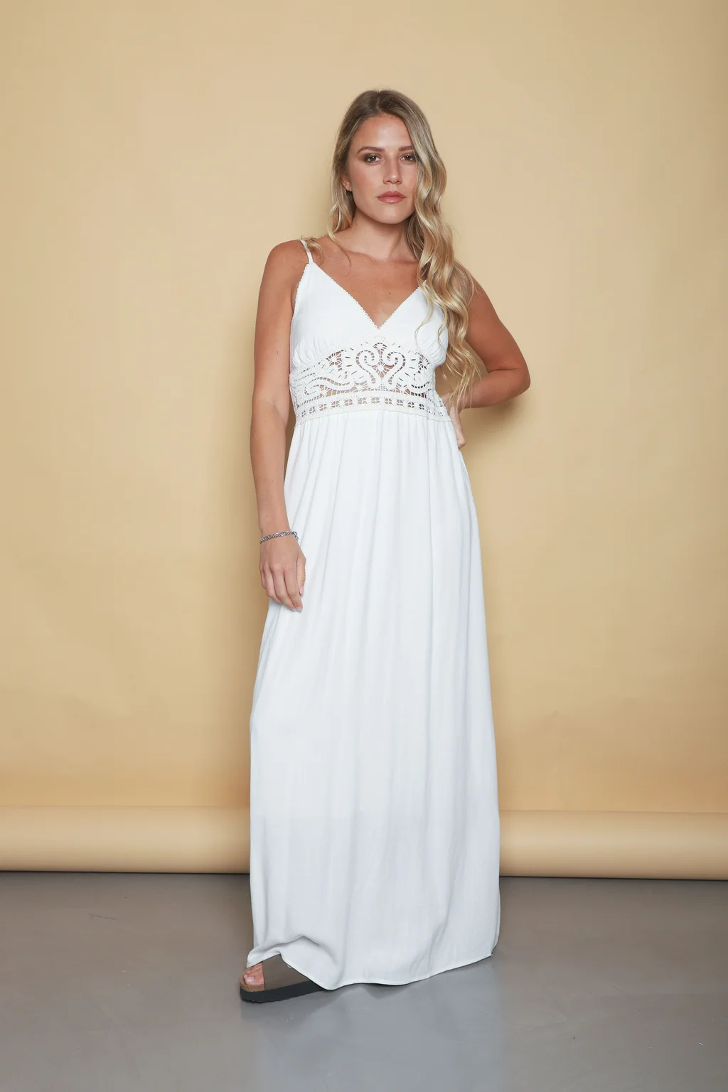Vestido GALTIER Lino c/crochet GU0552