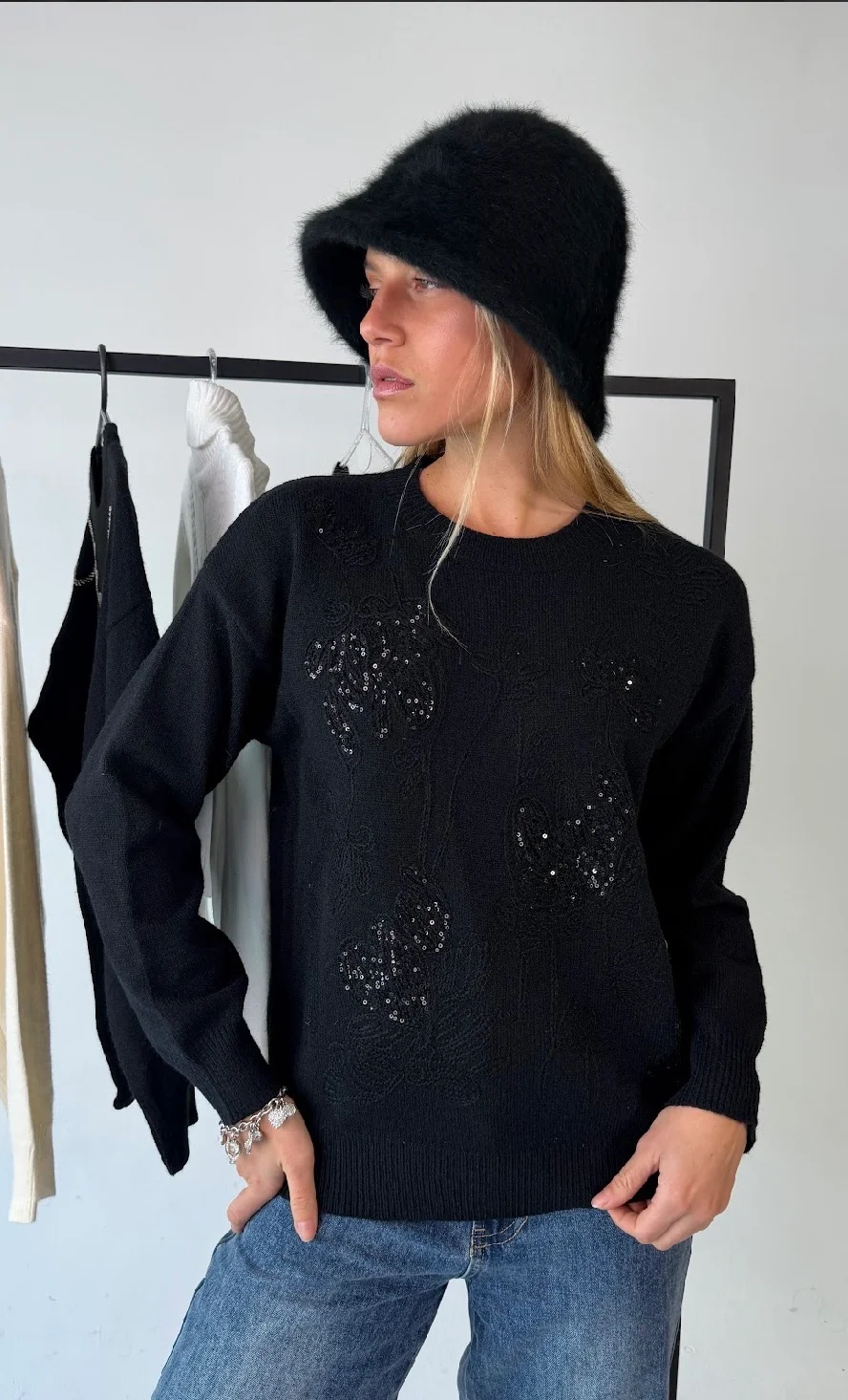 Sweater ROBSON c/bordado GU405832