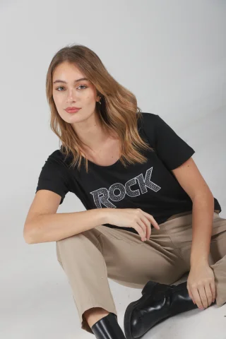 Remera Modal Soft Rock Tachas - Vista 1