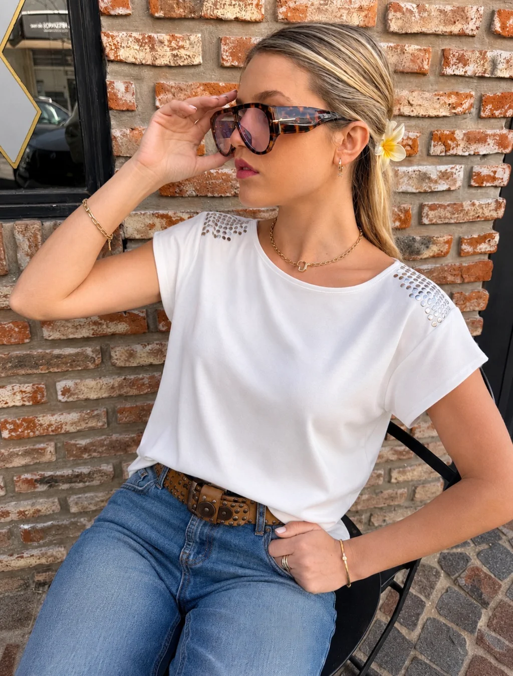 Remera ALYSSA Viscosa Lycra con Tachas