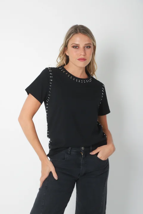 Remera SENSU Algodon Lycra c/Tachas GU733