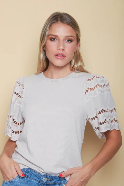 Remera REBEL Morley c/broderie GUK70121