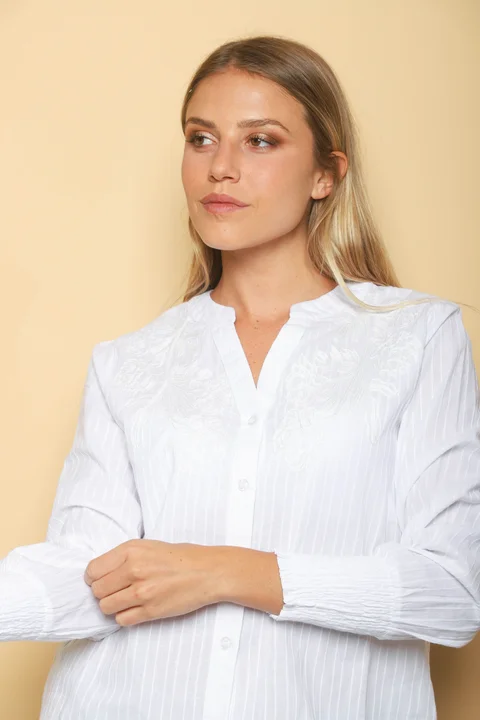 Camisa TOLEDO BORDADA GU61