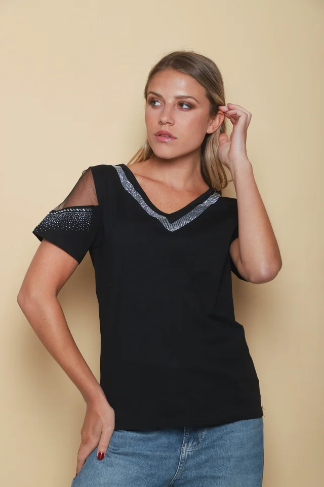 Remera DIVINE c/ Strass y Manga con Tull GU919310 