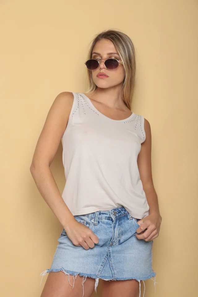 Musculosa  FIORE Creppe c/ Tachas