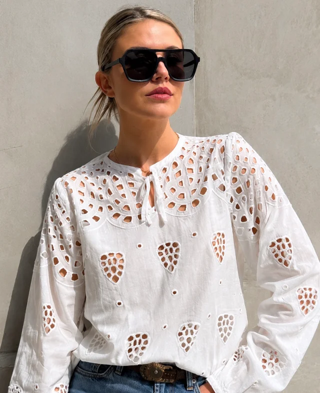 Blusa SINGARA BRODERIE GUK70092