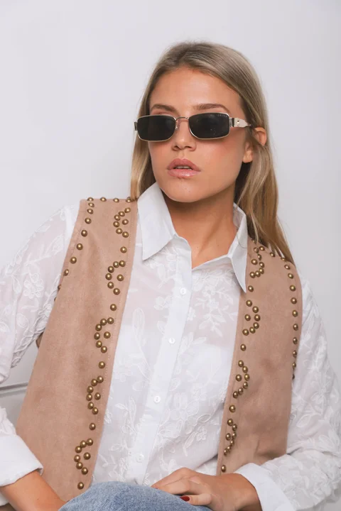 Chaleco RAWSON Gamuza Tachas GU70278