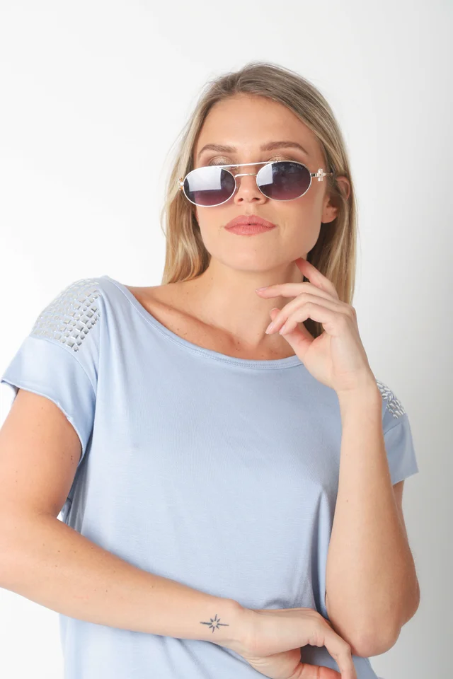 Remera Alyssa Viscosa Lycra con Tachas