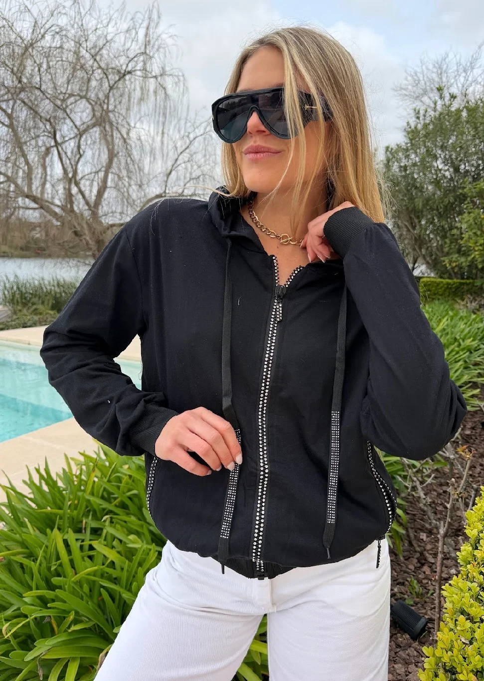 Campera SIENA Black Algodon con Cierres con Brillos GUK166