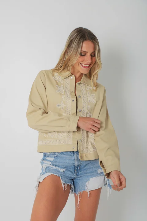 Chaqueta FORTY de Gabardina Bordada GUF6005