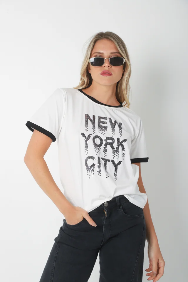 Remera New York Lentejuelas Bordes Negros GU5086