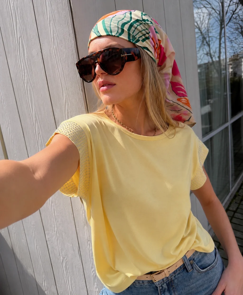 Remera KILIM de Modal Viscosa c/ Tachas en Mangas