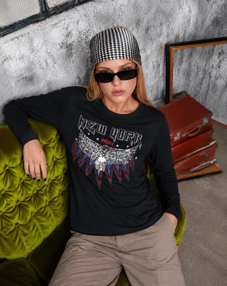 Remera NEW YORK c/strass GUK70035 - Vista 2