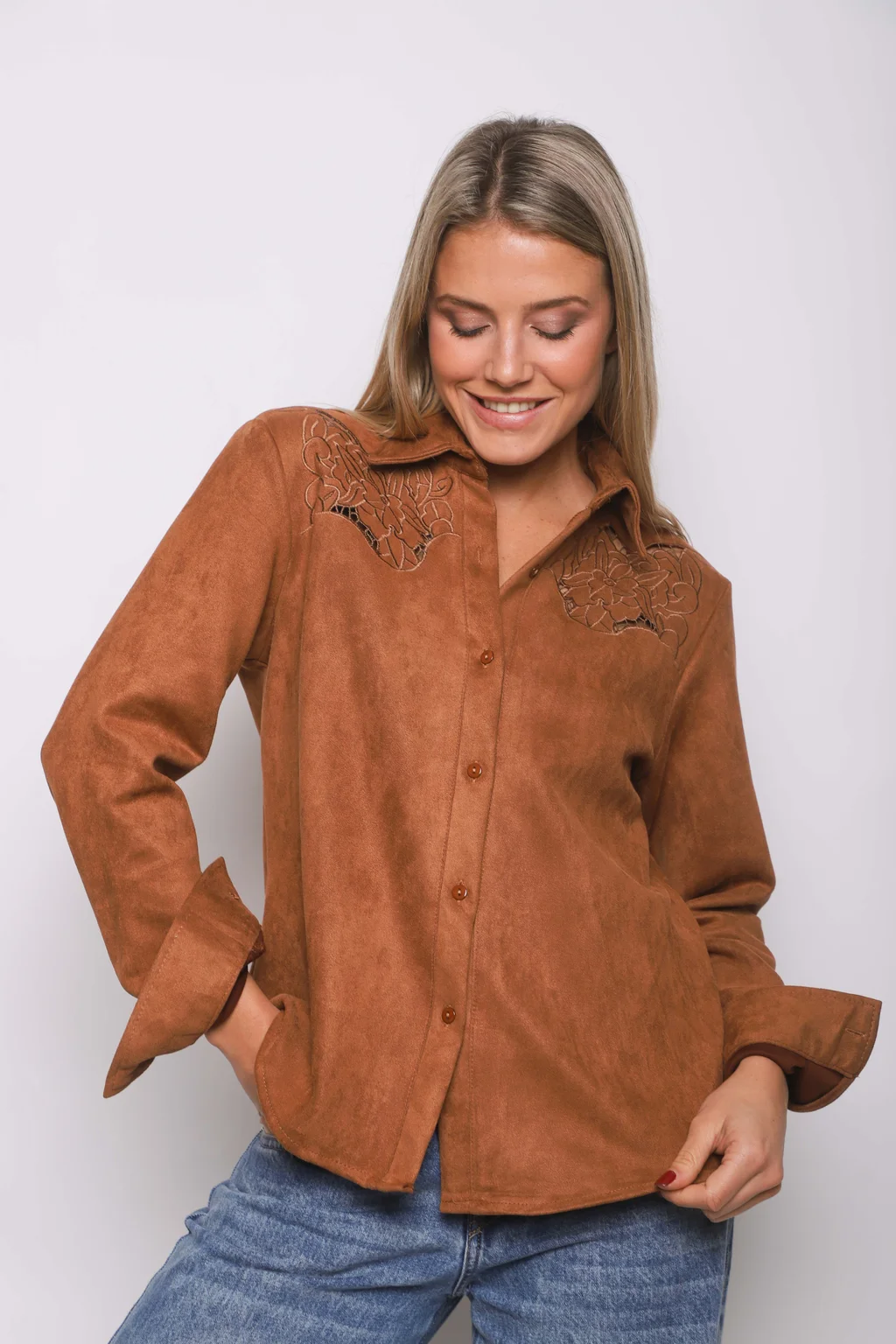 Camisa KARLSON Gamuza Con Calado GU70254