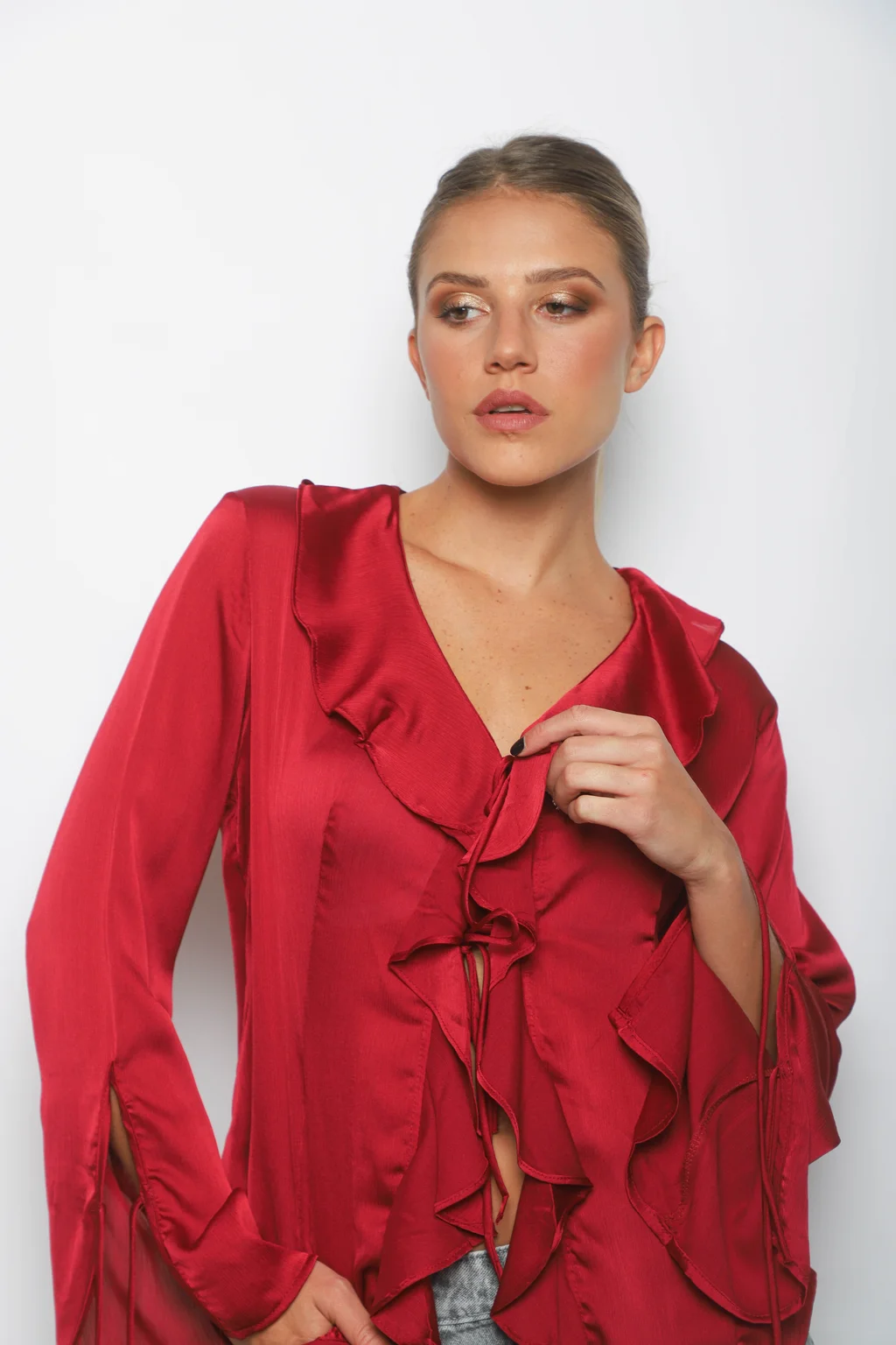 Blusa WENDY SATEN C/Volados GU0343