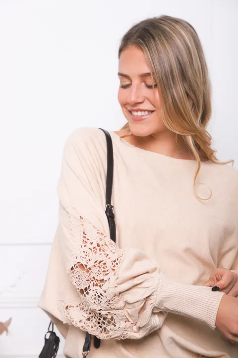 Sweater TUSCANY con Guipiur GU841