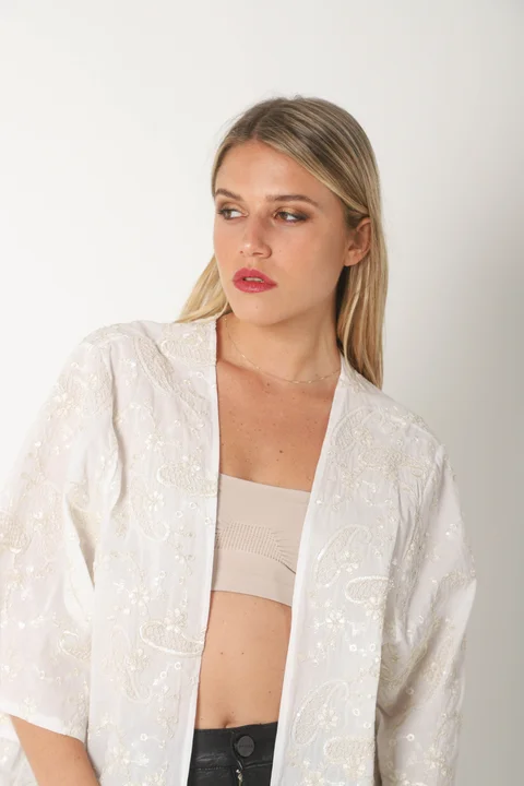Kimono VAPARAISO de Lino Bordado GU5175
