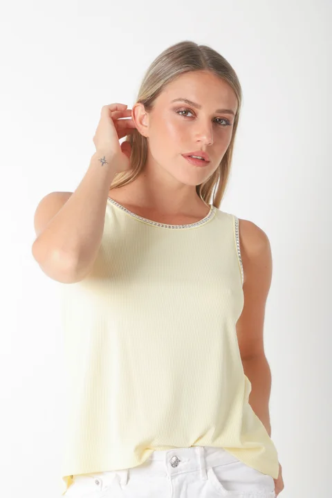 Musculosa  MORA  MORLEY C/ Tachas Cuadradas