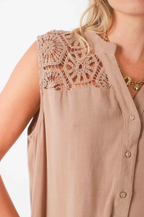 Camisa KARIN de Lino Sin Manga C/ Crochet GU0544