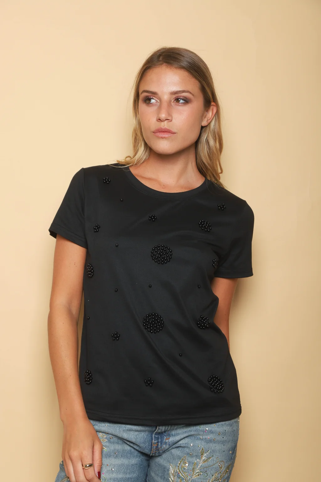 Remera KERZ con Perlas al Tono GU336790