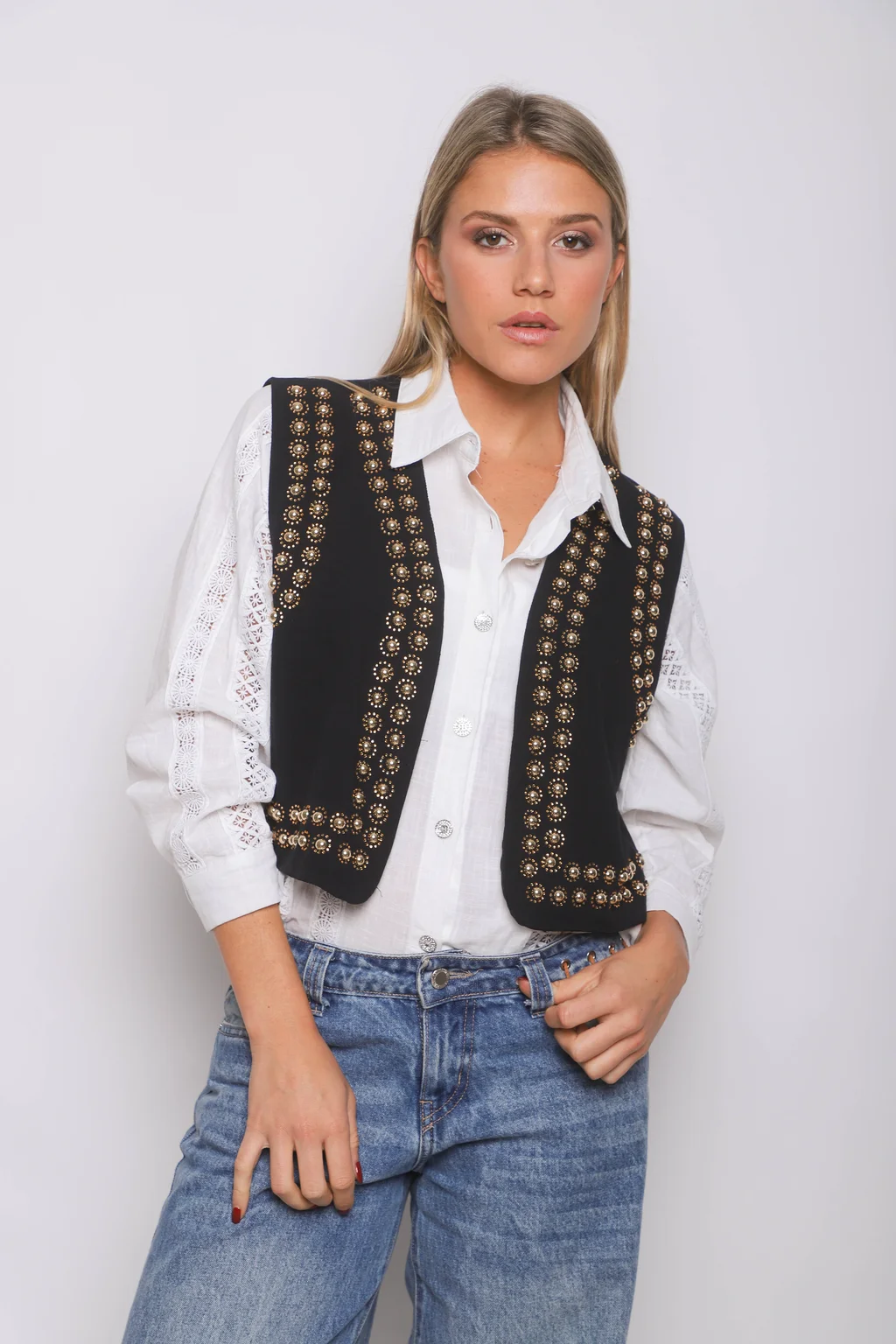 Chaleco VOYAGE C/ Tachas GUK70101