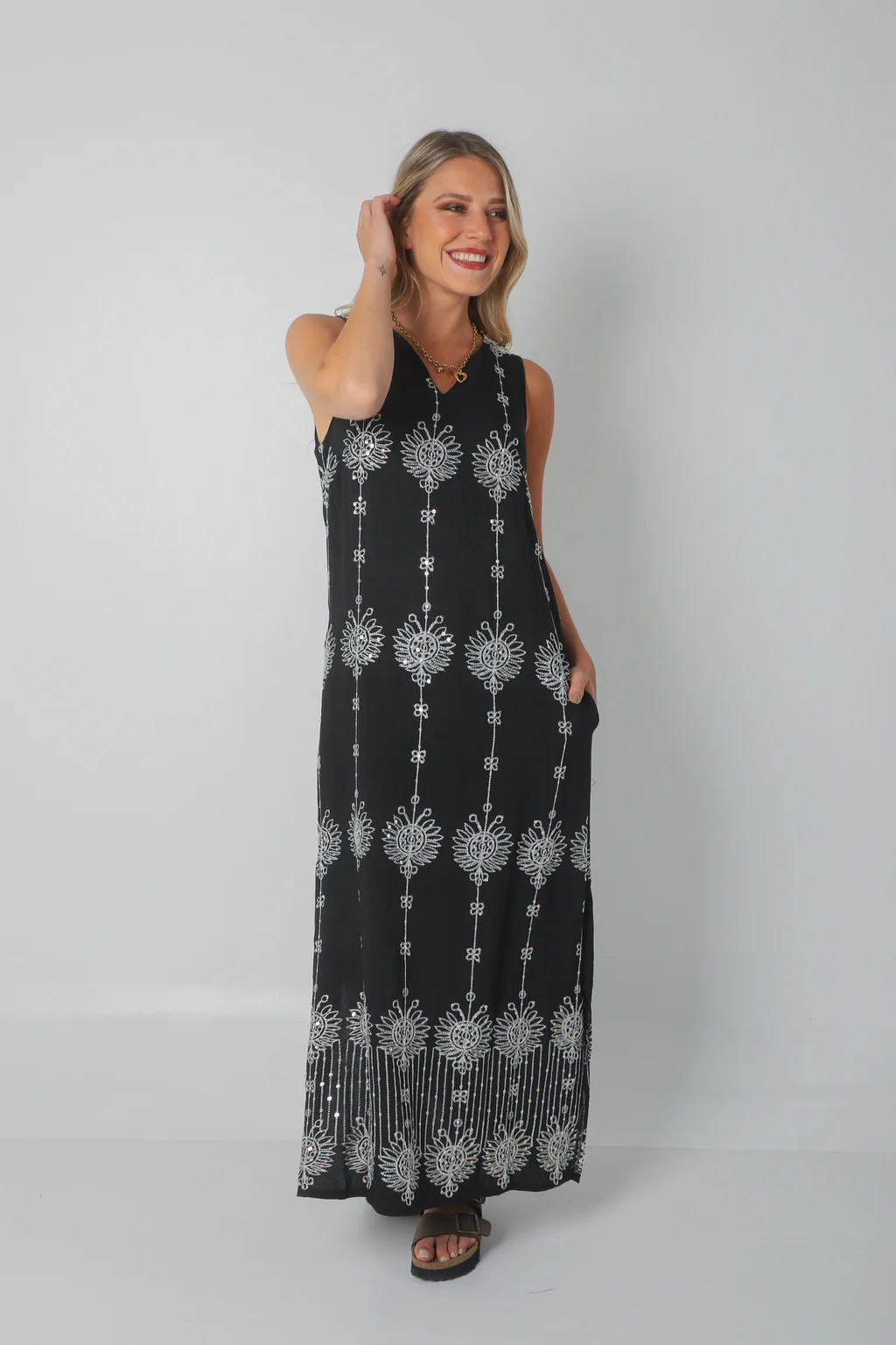 Vestido ZAFIRO de Lino c/Lentejuelas Hojas y Bolsillos GU250107