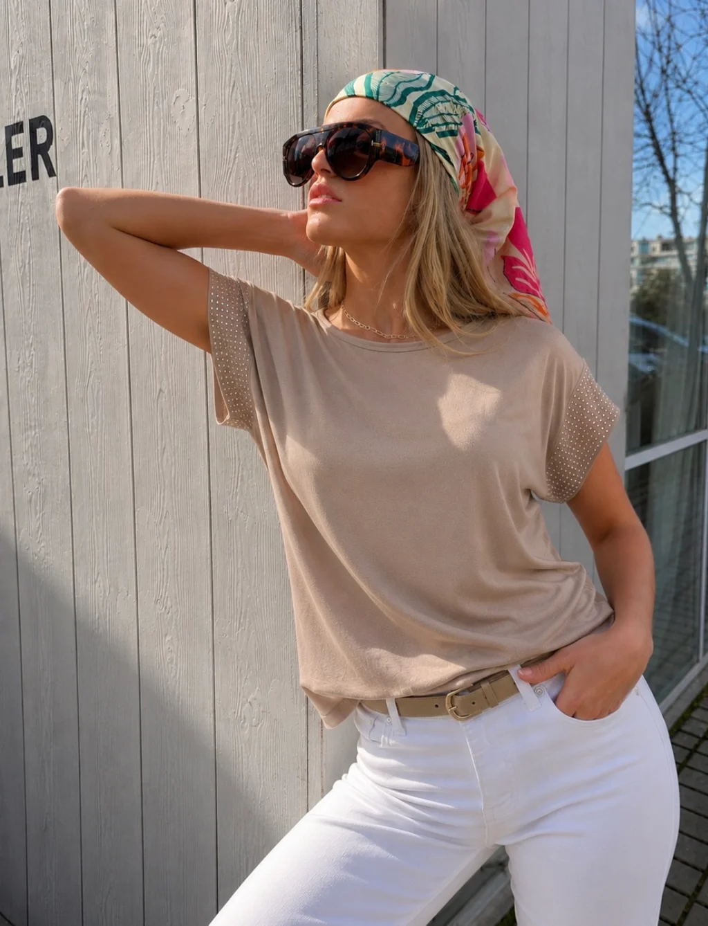 Remera KILIM de Modal Viscosa c/ Tachas en Mangas