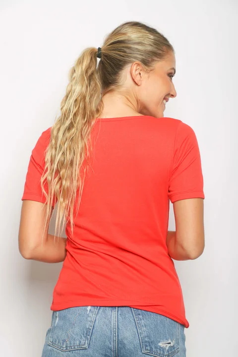 Remera Kyara Morley Abotonada