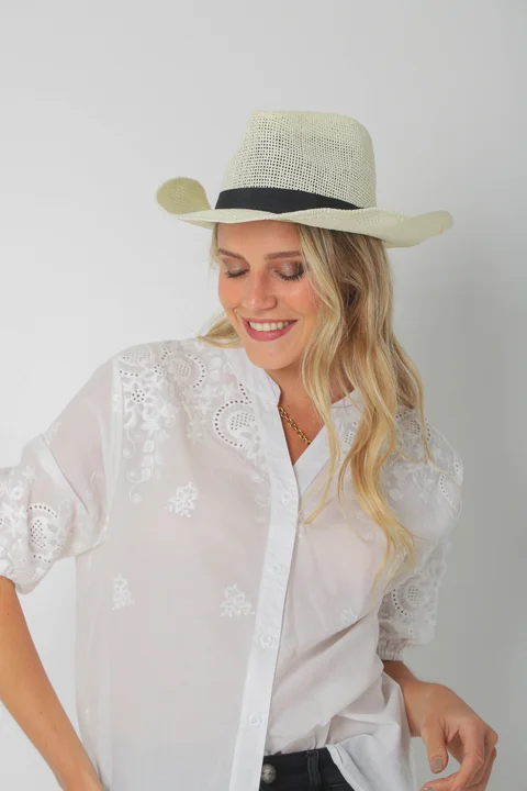 Blusa MAURA Broderie Bordada c/ Puño y Manga 3/4 GU0335