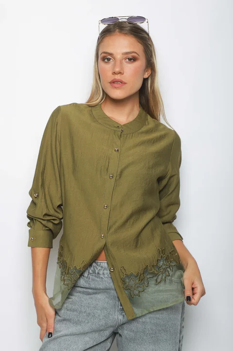 Camisa VINAR Cuello Mao Bordada con Tul GU0336