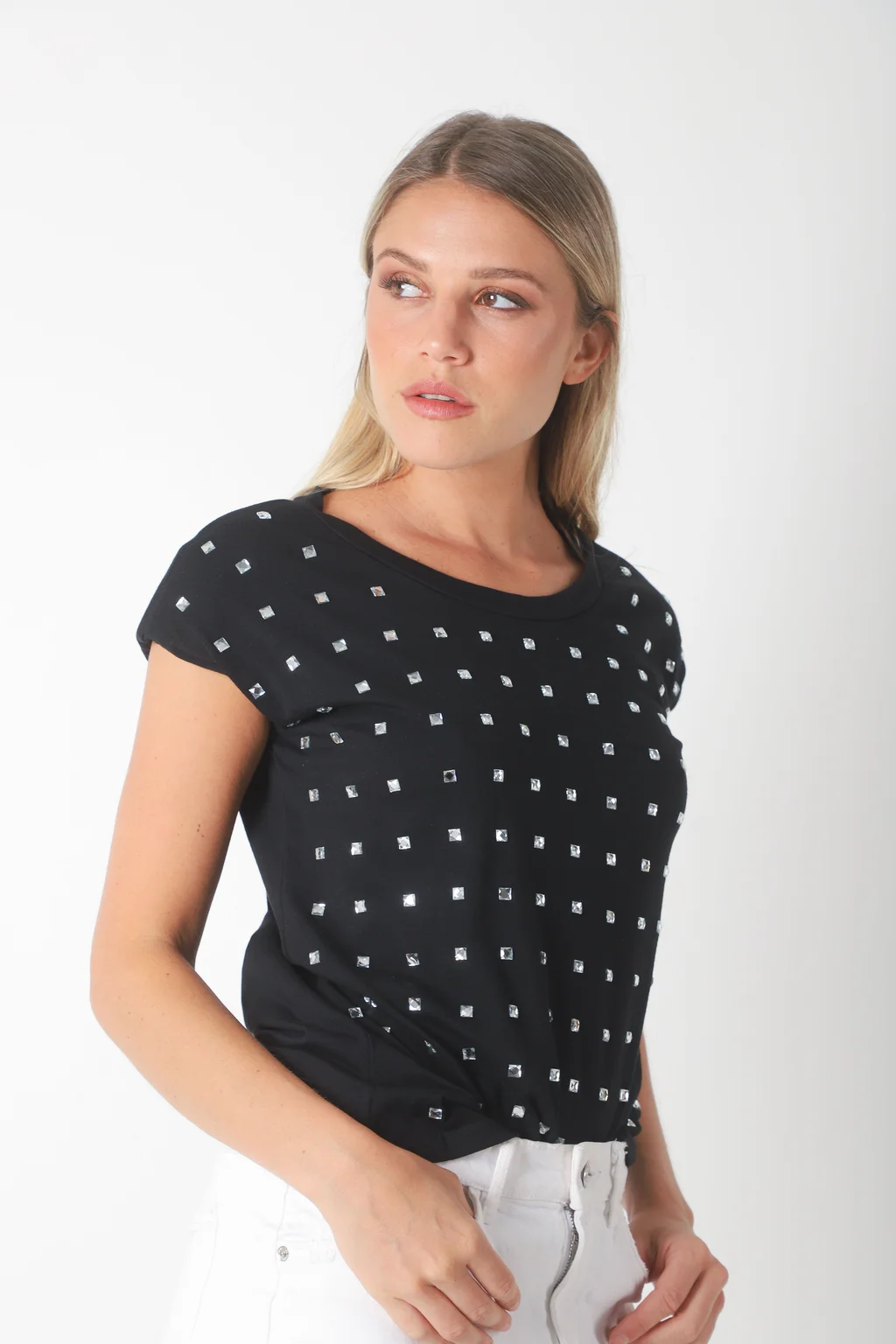 Remera FELISA c/ Hombreras y Piedras  GUK70073