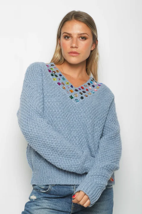 Sweater LUXE Escote V con Piedras de Colores GU81330
