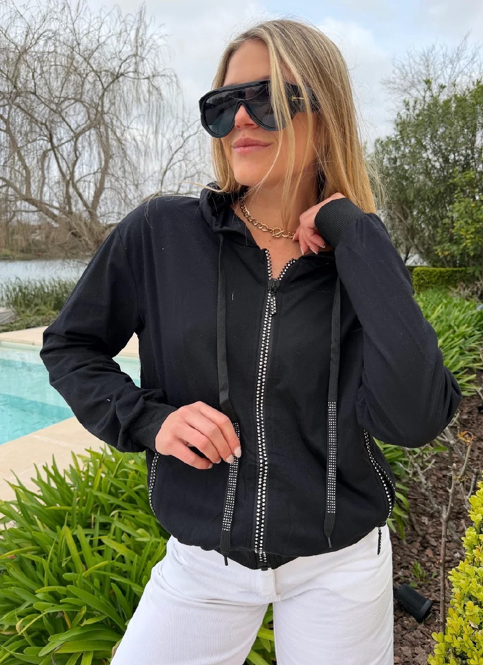 Campera SIENA Black Algodon con Cierres con Brillos GUK166