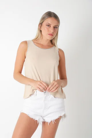 Musculosa  MORA  MORLEY C/ Tachas Cuadradas - Vista 5