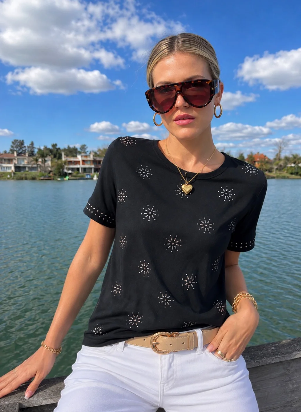 Remera LOTUS c/strass GUK70097